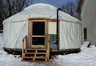 Yourte de la ferme de la Pelaisse