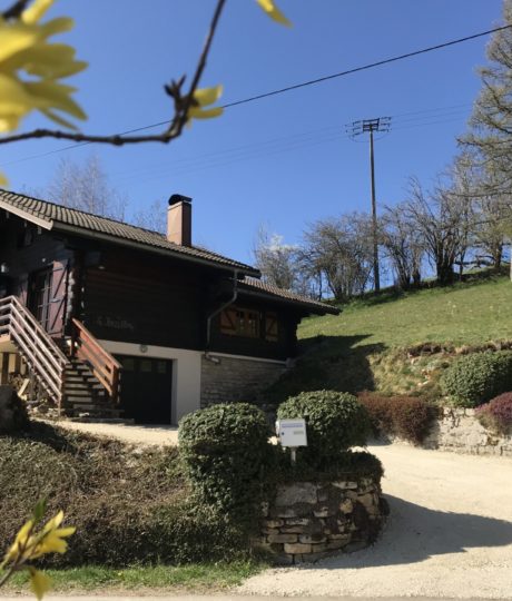 Au Doubs Chalet du Jura