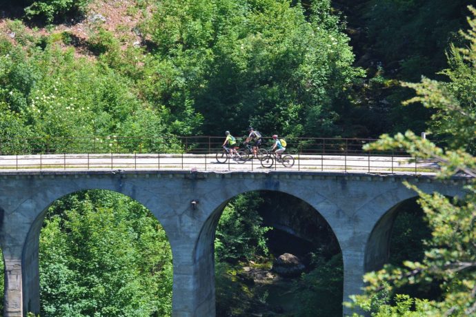 anciennevoiedutram_foncinelebas_viaduc_ete_©CNJ_06.2011