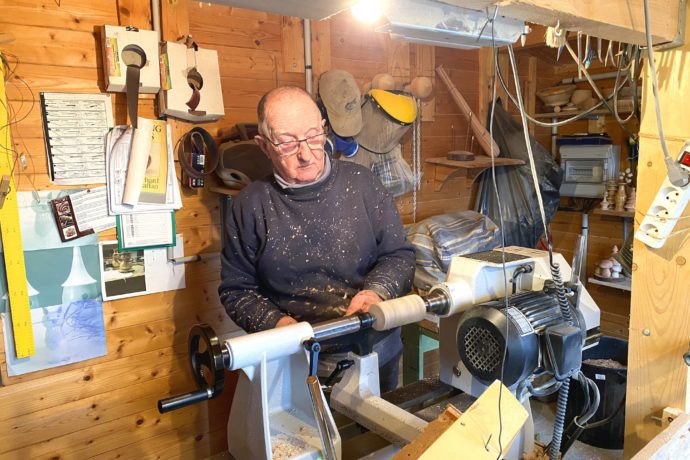 artisanat_tourneursurbois_jeanclaudemonneret_chaux_des_crotenay_2023_©CNJ (11)