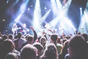 audience-g0f9a3ef93_1920