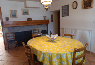 Chez nous – Mme Bailly-Salins C.