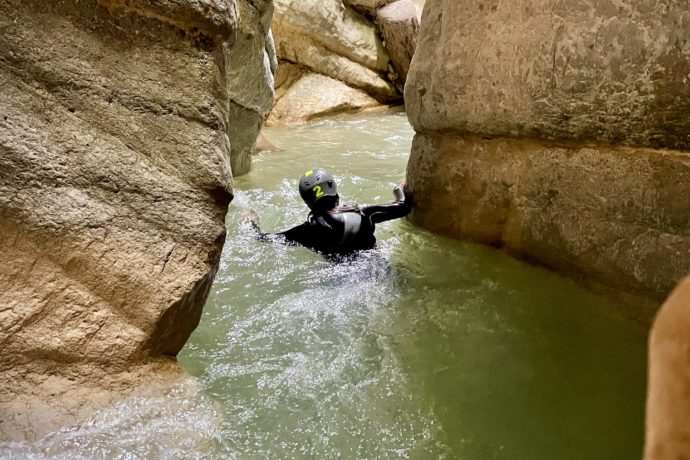canyoning de coiserette étroiture dans les gorges