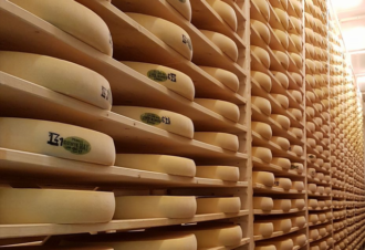 Visite guidée de la fruitière du Pays Grandvallier