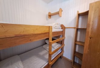 Le Lacuzon – Studio en résidence – R411BAUD00