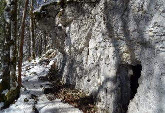 Grotte à Pierre du bourg
