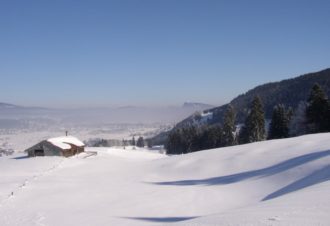 La grande traversée du Jura en raquette en liberté