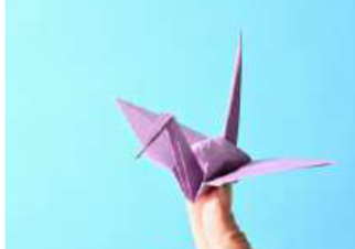 Confectionnez votre guirlande de grues en origami