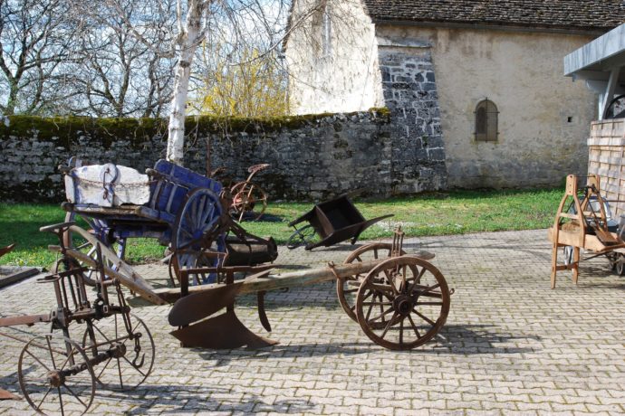 écomusée extérieur et chapelle castrale
