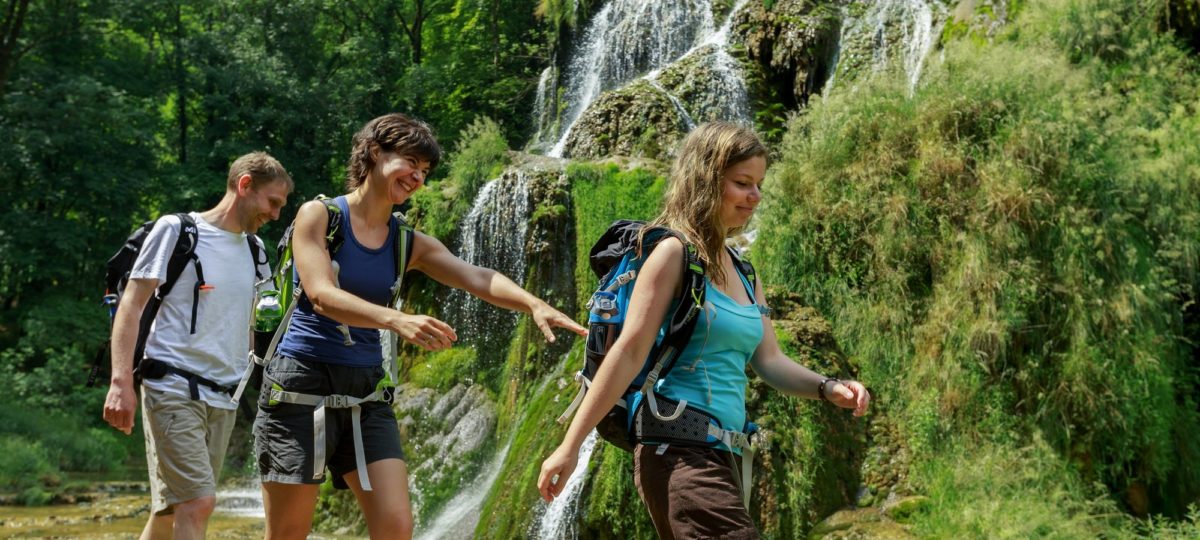 L’Échappée Jurassienne Histoire, reculées et vignoble : Arc et Senans – Lons