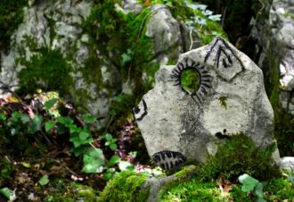 Le Sentier karstique des Malrochers