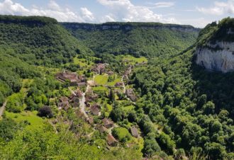 Nature et gastronomie à Baume-les-Messieurs