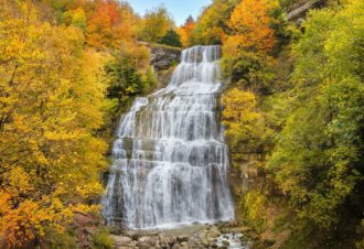 Des cascades de jouets