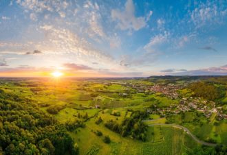 La petite Échappée Jurassienne dans le vignoble du Jura : Pupillin – Passenans