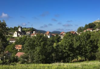 Montée de Saint-Laurent-la-Roche