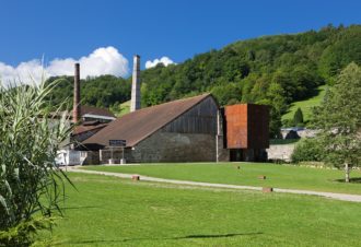 Salins les Bains et le Mont Poupet
