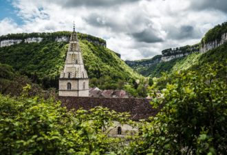 Tour du Jura Vélo Loisirs – Option : Domblans – Baume-les-Messieurs
