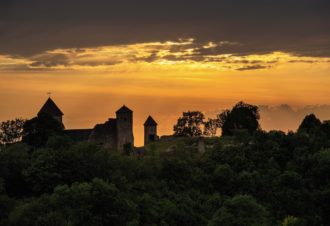 Boucle 26 : Reculées et châteaux du Sud-Revermont