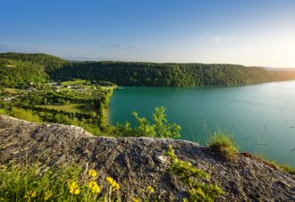 Le Tour du Premier Plateau, entre lacs et vignoble