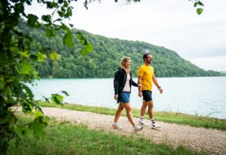 Tour du lac de Chalain par les berges