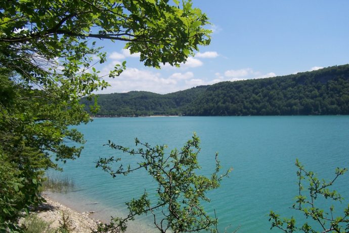 lac de chalain Jura région des lacs