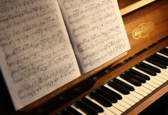 Résonances françaises sur piano Beschtein