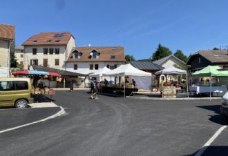 Marché de producteurs et artisans locaux