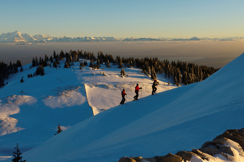 Balade en raquettes à neige, randonnée raquette Jura - Jura Tourism