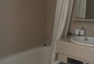 La Serre – Studio en résidence – P322THI00