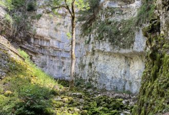 Source du Bief de la Ruine et Creux des Joyaux