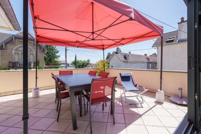 veranda