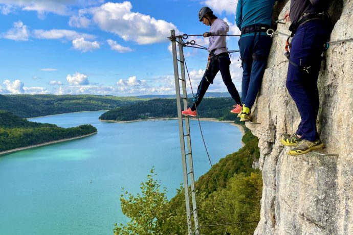 via-ferrata de Vouglans dans le Jura proche de Moirans-en-Montagne
